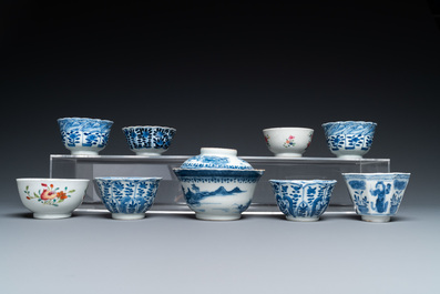 A varied collection of Chinese cups and saucers, 18/19th C.