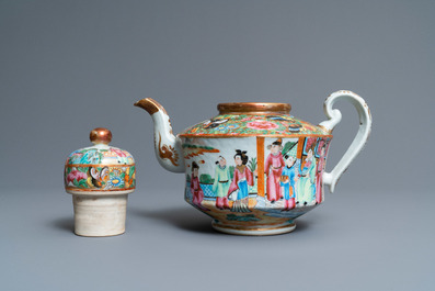 A Chinese Canton famille rose 18-piece tea service, 19th C.