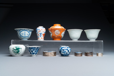 Een uitgebreide en diverse collectie Chinees porselein, Kangxi en later