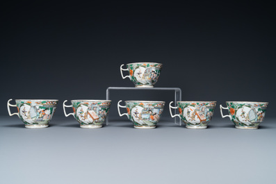 Un service &agrave; th&eacute; de 14 pi&egrave;ces en porcelaine de Chine famille verte de Canton dans son coffret de pr&eacute;sentation, 19&egrave;me