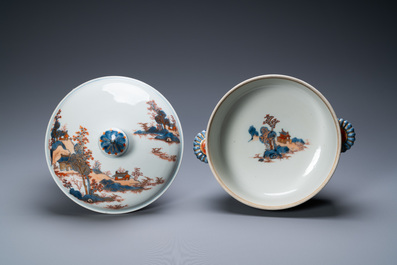 Een Chinese Imari-stijl terrine met deksel, Qianlong