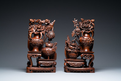 Een paar Chinese houten snijwerken, 19e eeuw
