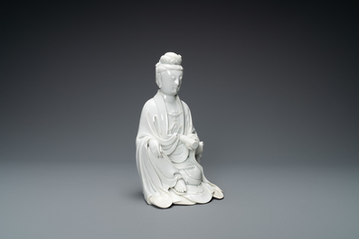 A Chinese Dehua blanc de Chine figure of Guanyin, Boji Yuren mark, 18/19th C.