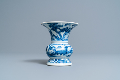 Een Chinese blauw-witte 'zhadou', Kangxi