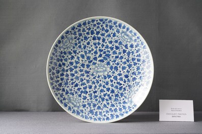 A Chinese blue and white 'peony' dish, 19th C.
