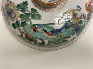 A large Chinese famille verte covered bowl, Kangxi