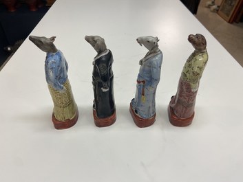 Een complete set met de twaalf dieren uit de Chinese zodiak in famille rose porselein, Hongxian zegelmerk, Republiek