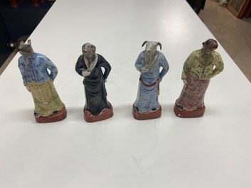 Een complete set met de twaalf dieren uit de Chinese zodiak in famille rose porselein, Hongxian zegelmerk, Republiek