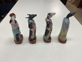 Een complete set met de twaalf dieren uit de Chinese zodiak in famille rose porselein, Hongxian zegelmerk, Republiek