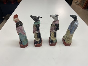 Een complete set met de twaalf dieren uit de Chinese zodiak in famille rose porselein, Hongxian zegelmerk, Republiek