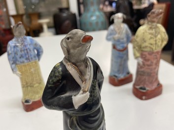 Un ensemble complet des douze animaux du zodiaque en porcelaine de Chine famille rose, marque de Hongxian, R&eacute;publique