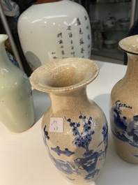 Six vases et une bo&icirc;te couverte en porcelaine de Chine, 19/20&egrave;me