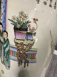 Un vase en porcelaine de Chine qianjiang cai &agrave; double d&eacute;cor, 19/20&egrave;me