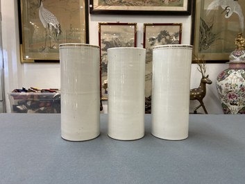 Three Chinese qianjiang cai hat stands, 19/20th C.