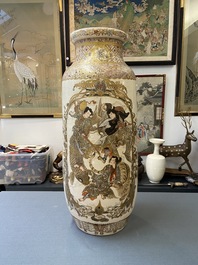 A pair of tall Japanese Satsuma vases, Meiji, 19th C.