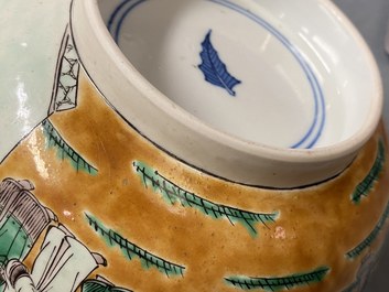 A Chinese verte biscuit bowl on wooden stand, 19th C.