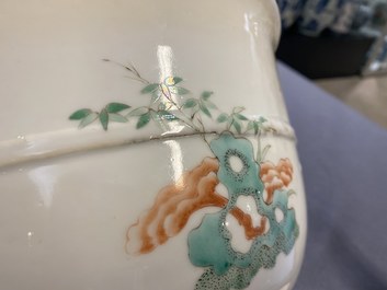 Une paire de jardini&egrave;res en porcelaine de Chine famille verte, 19&egrave;me