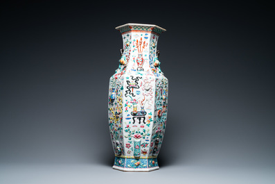 A Chinese hexagonal famille rose 'antiquities' vase, 19th C.