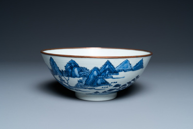 Un bol en porcelaine de Chine 'Bleu de Hue' pour le Vietnam figurant le Col de Hai Van, marque de Thanh Ngoan pour Nguyen Phuc Chu, Kangxi