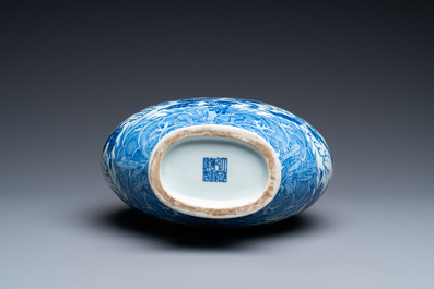 A Chinese blue and white 'baoyueping' vase with dragons, Qianlong mark, Republic