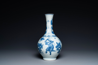 A Chinese blue and white bottle vase depicting four figures, Transitional period