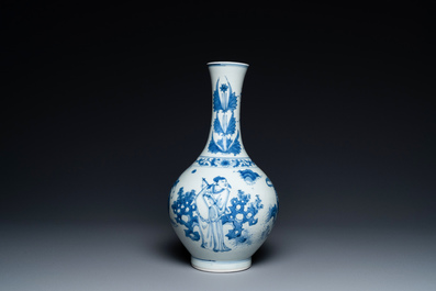 A Chinese blue and white bottle vase depicting four figures, Transitional period