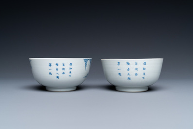 Une paire de bols en porcelaine de Chine 'Bleu de Hue' pour le Vietnam, marque 'La collection de Roushen', 19&egrave;me