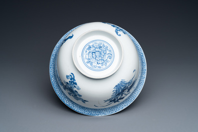 A Chinese blue and white bowl with floral design, Kangxi