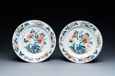 Trois plats en porcelaine de Chine famille verte, Kangxi