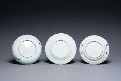 Three Chinese blue, white and Imari-style plates and two dishes, Kangxi/Qianlong