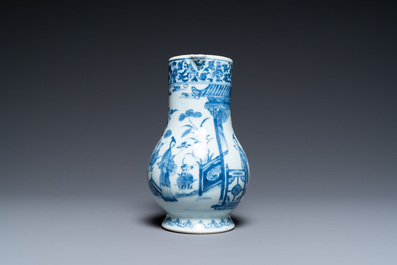 Een Chinese blauw-witte kan met een dame in een interieur, Yongzheng