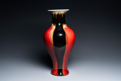 A Chinese flamb&eacute;-glazed baluster vase, 19/20th C.