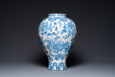 An exceptionally large blue and white baluster vase with naturalistic design, Delft or Frankfurt, late 17th C.