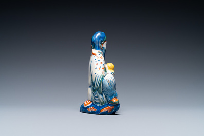 Une figure d'un chinois en fa&iuml;ence polychrome de Delft, 18&egrave;me