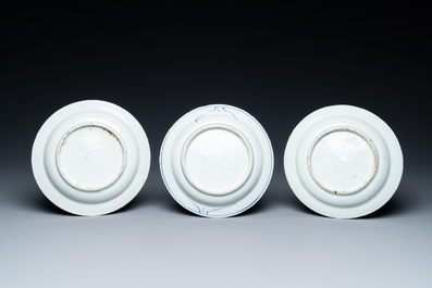 Three Chinese blue and white ko-sometsuke plates for the Japanese market, Transitional period