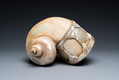 An Indo-Portuguese mother-of-pearl and nautilus shell powder horn, Gujarat, India, 17/18th C.