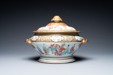 An extensive Chinese Canton famille rose dinner service, 19th C.