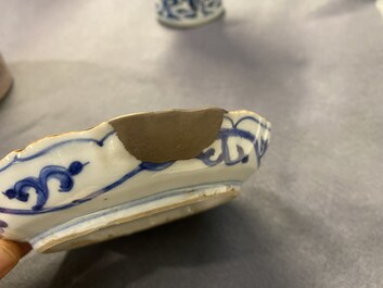 Une assiette en porcelaine de Chine en bleu et blanc de type ko-sometsuke pour le march&eacute; japonais, Chongzhen