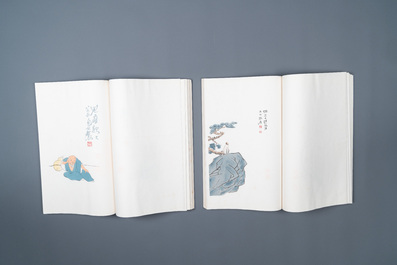 Une bo&icirc;te contenant deux albums de 120 estampes, dont 44 d'apr&egrave;s Qi Baishi, studio Rong Bao Zhai, P&eacute;kin, 1953