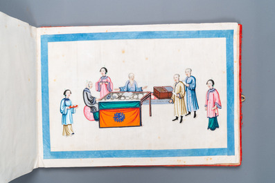 Een Chinees album met rijstpapierschilderingen, Wing Tai Hing label en Hanoi expo 1902 label, Canton, 19/20e eeuw
