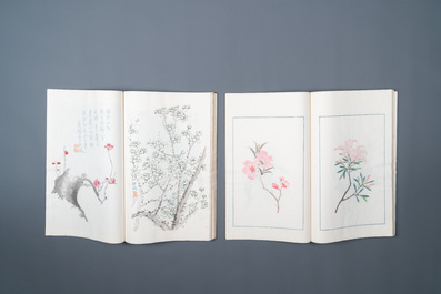 Une bo&icirc;te contenant deux albums de 200 estampes d'apr&egrave;s Qi Baishi, Zhang Daqian, Pu Ru, Ma Ji et autres, studio Rong Bao Zhai, P&eacute;kin, 1935