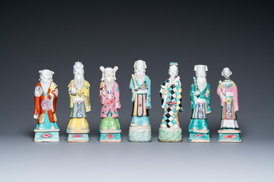 Quatorze figures d'immortels en porcelaine de Chine famille rose, Qianlong/Jiaqing