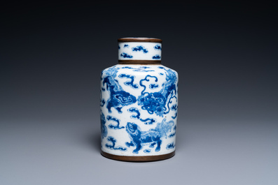 A Chinese blue and white 'Buddhist lions' tea caddy and cover, Jin Tang Fu Ji mark, Guangxu