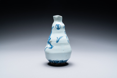 A small Chinese blue and white ko-sometsuke 'monkey' vase for the Japanese market, Transitional period