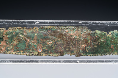 Un fragment d'une ceinture en bronze &agrave; d&eacute;cor grav&eacute;, Anatolie ou Perse, 1er mill&eacute;naire av. J.-C.