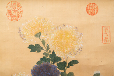Chinese school, naar en met de signatuur van Jiang Tingxi (1669 - 1732): 'Florale compositie', inkt en kleur op zijde