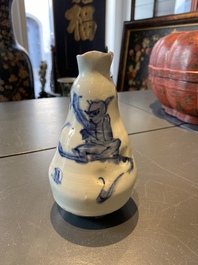 A small Chinese blue and white ko-sometsuke 'monkey' vase for the Japanese market, Transitional period