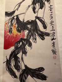 Ecole chinoise, d'apr&egrave;s et avec la signature de Qi Baishi (1864 - 1957): 'P&ecirc;ches', encre et couleurs sur papier