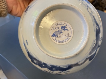 A pair of Chinese blue and white 'Nanking Cargo' bowls and a famille rose millefleurs bowl, 18/19th C.