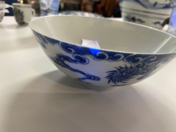 Un bol en porcelaine de Chine 'Bleu de Hue' pour le Vietnam, r&egrave;gne de Tu Duc, fin du 19&egrave;me